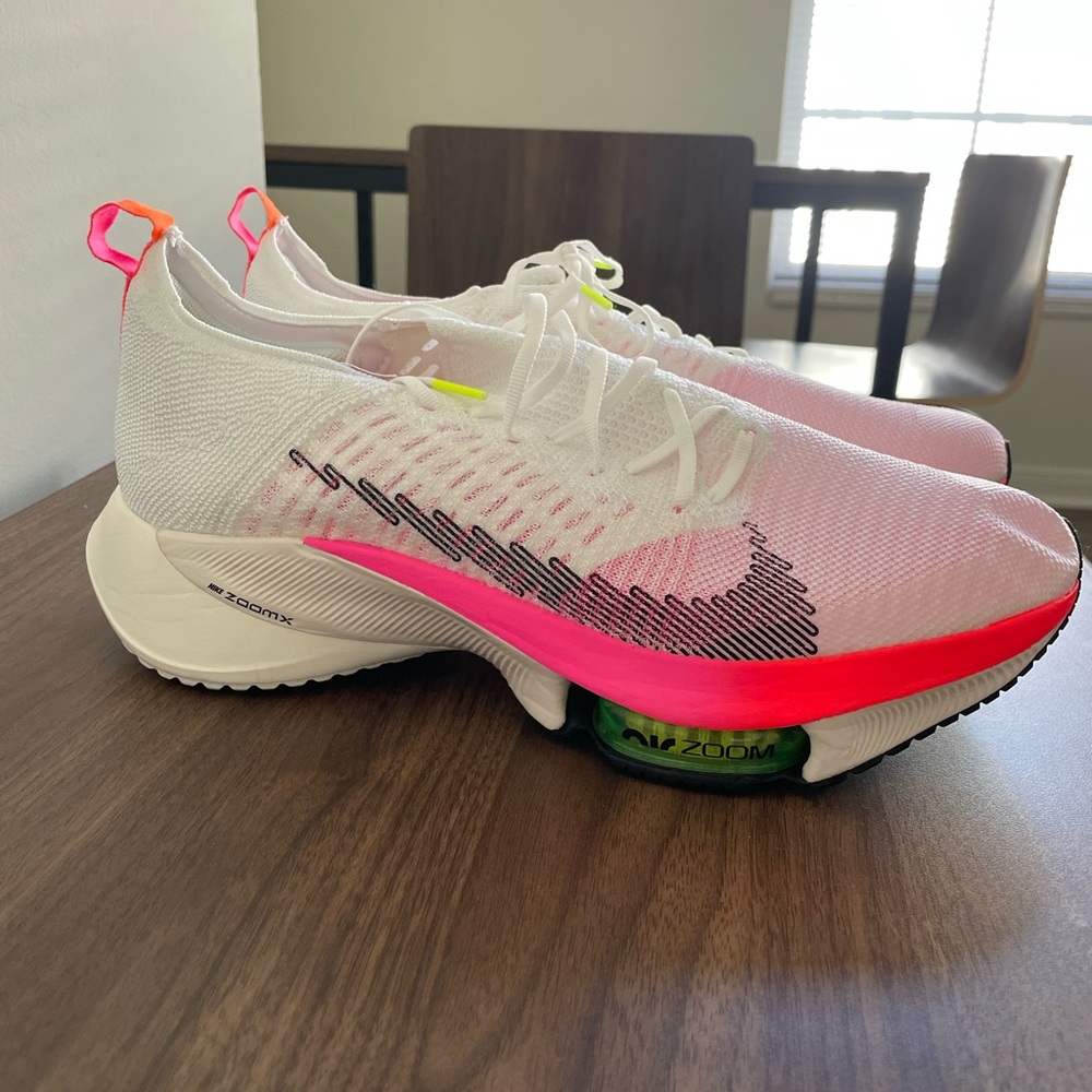 NWOT mens nike shoes size 11.5